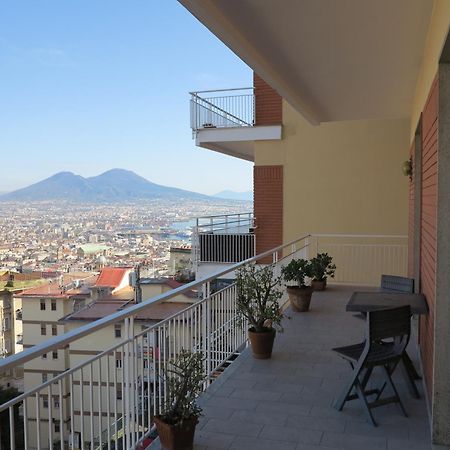 Pretty Panoramic Apartment - Half Way Center-Vomero District ナポリ エクステリア 写真
